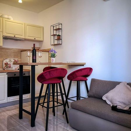 Apartman Ante Sukošan Eksteriør bilde